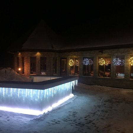 Hotel Et Centre De Villegiature Lac Carling Grenville-Sur-La-Rouge Εξωτερικό φωτογραφία