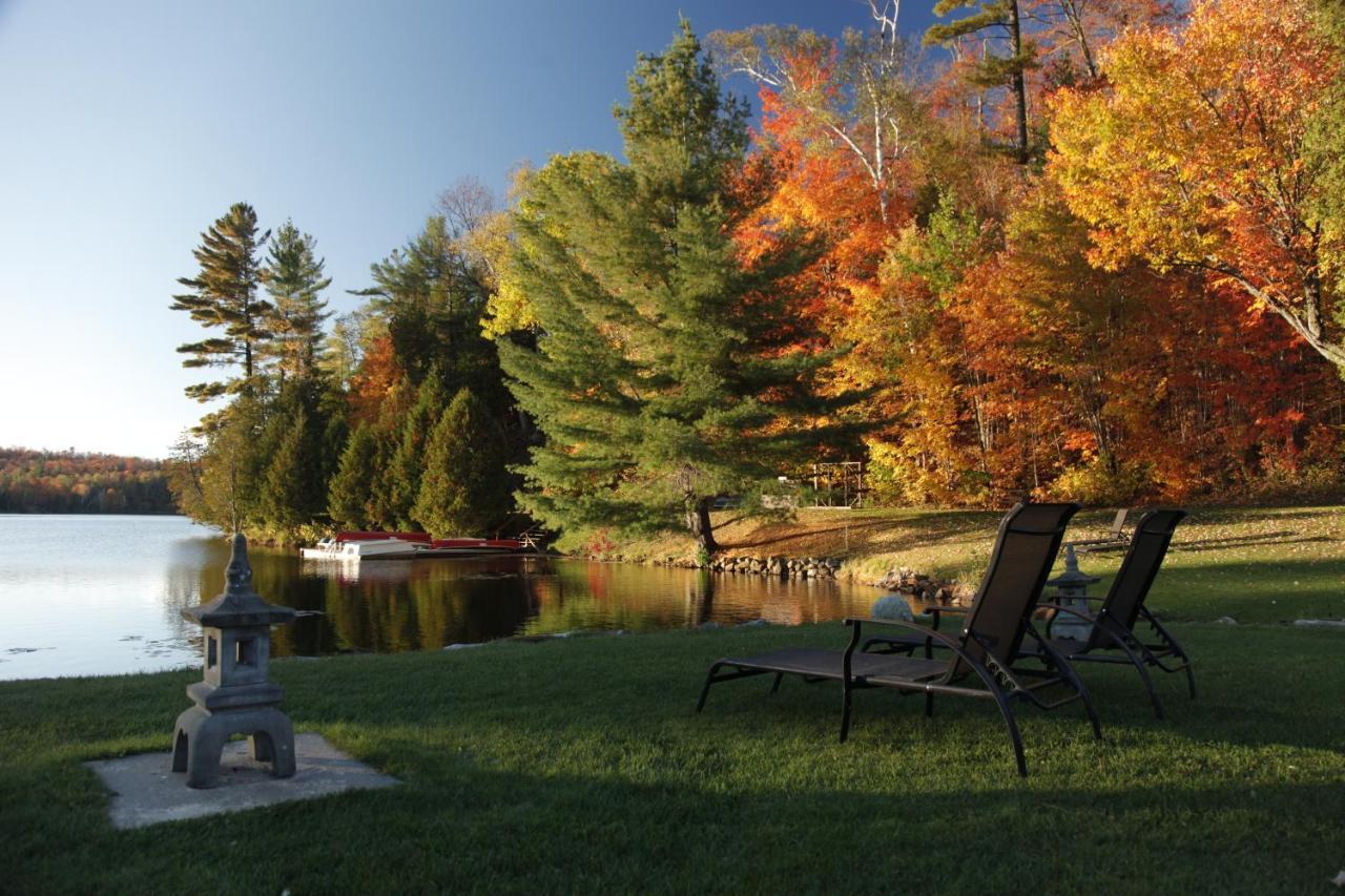 Hotel Et Centre De Villegiature Lac Carling Grenville-Sur-La-Rouge Εξωτερικό φωτογραφία