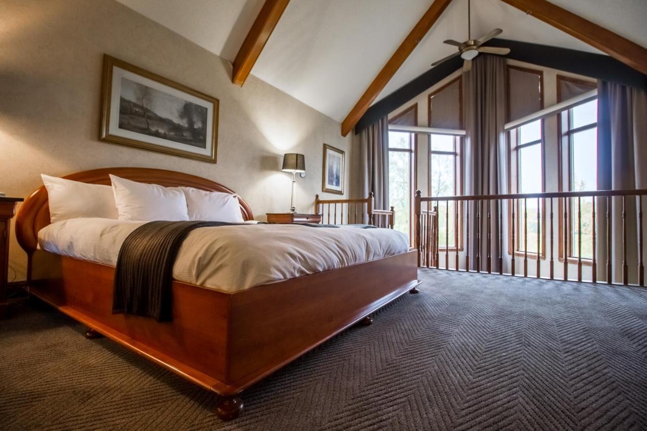Hotel Et Centre De Villegiature Lac Carling Grenville-Sur-La-Rouge Εξωτερικό φωτογραφία