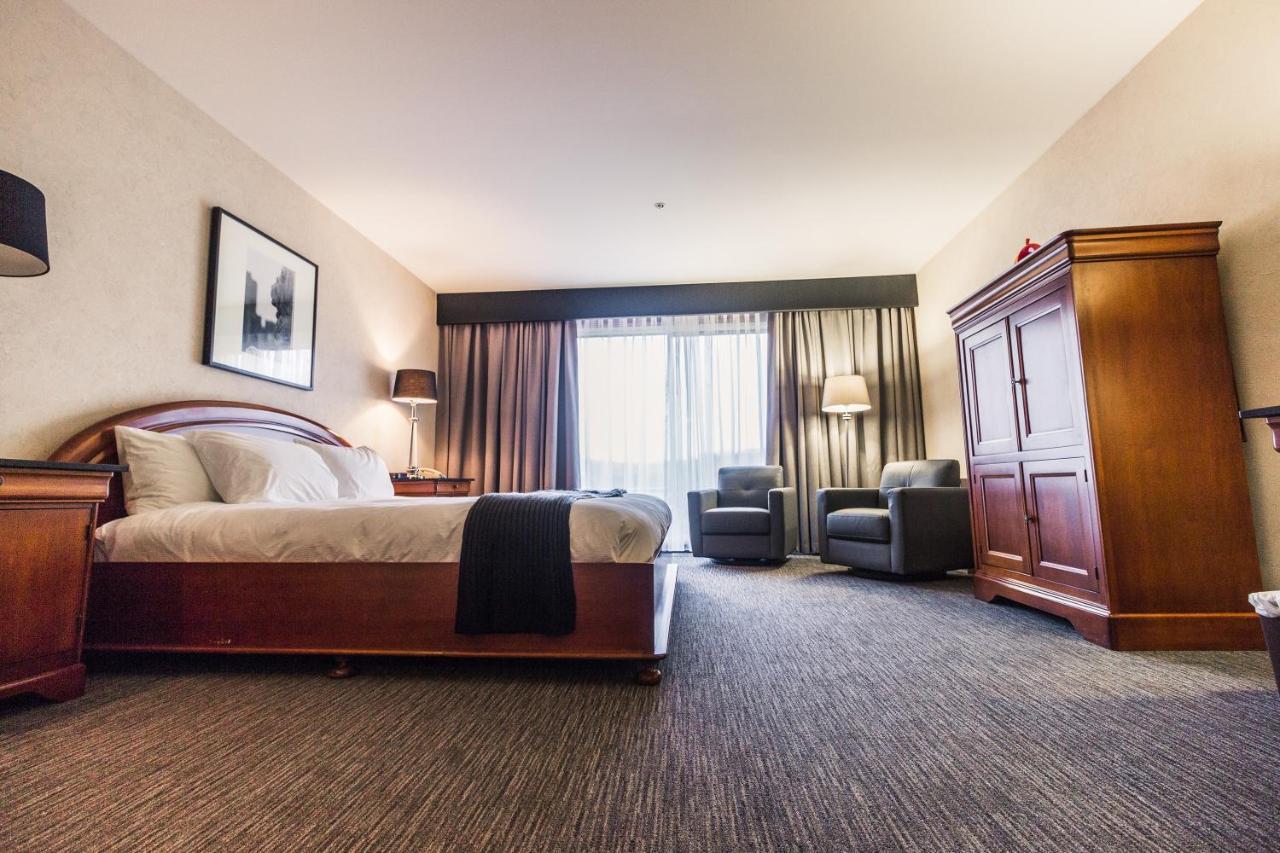 Hotel Et Centre De Villegiature Lac Carling Grenville-Sur-La-Rouge Εξωτερικό φωτογραφία
