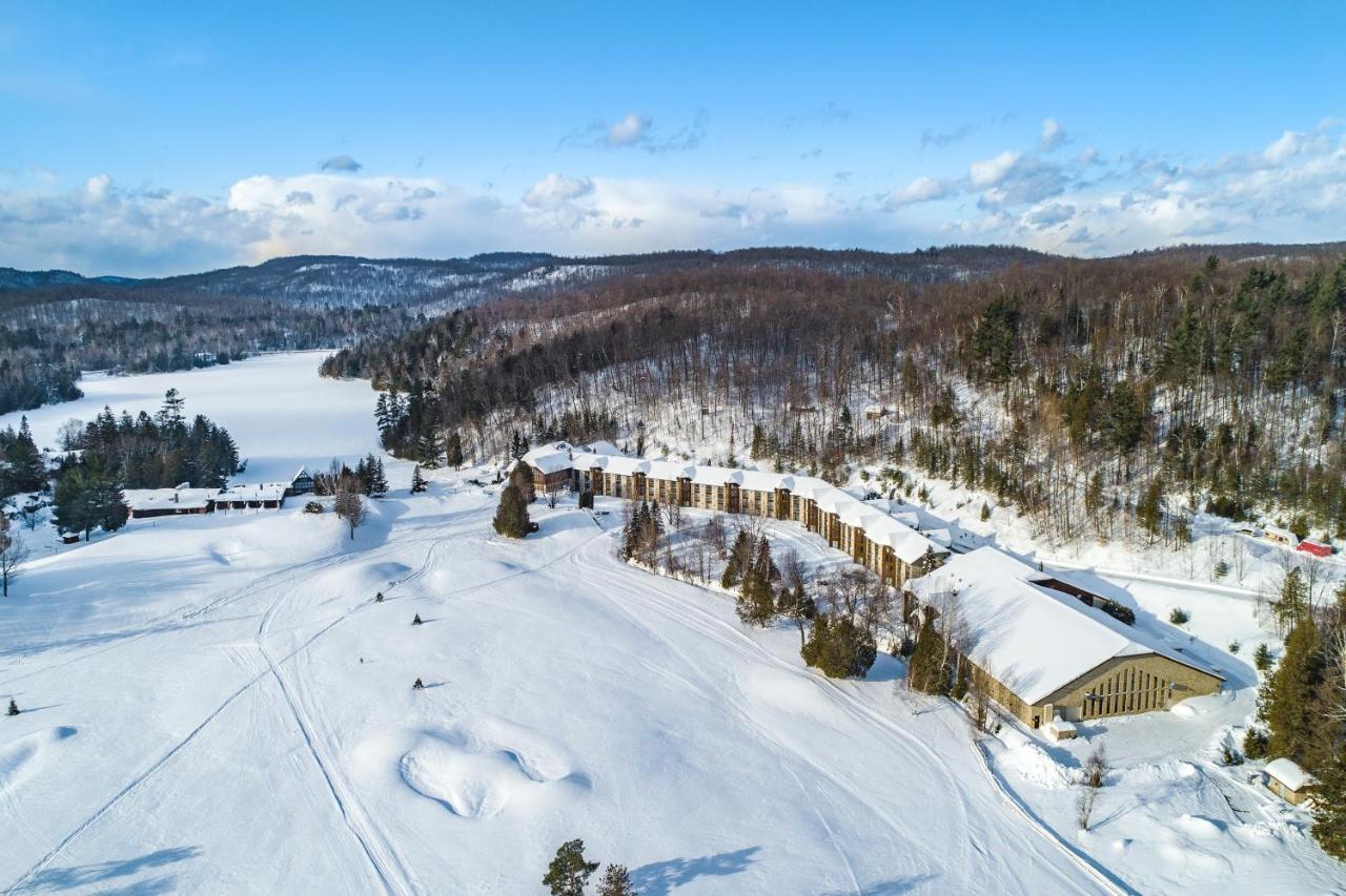 Hotel Et Centre De Villegiature Lac Carling Grenville-Sur-La-Rouge Εξωτερικό φωτογραφία