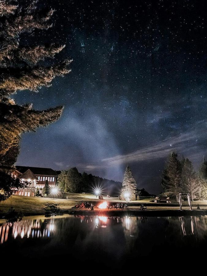 Hotel Et Centre De Villegiature Lac Carling Grenville-Sur-La-Rouge Εξωτερικό φωτογραφία