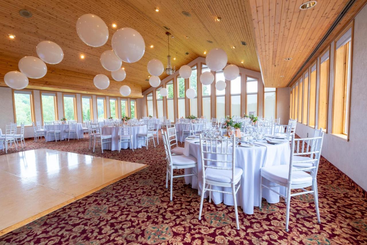 Hotel Et Centre De Villegiature Lac Carling Grenville-Sur-La-Rouge Εξωτερικό φωτογραφία