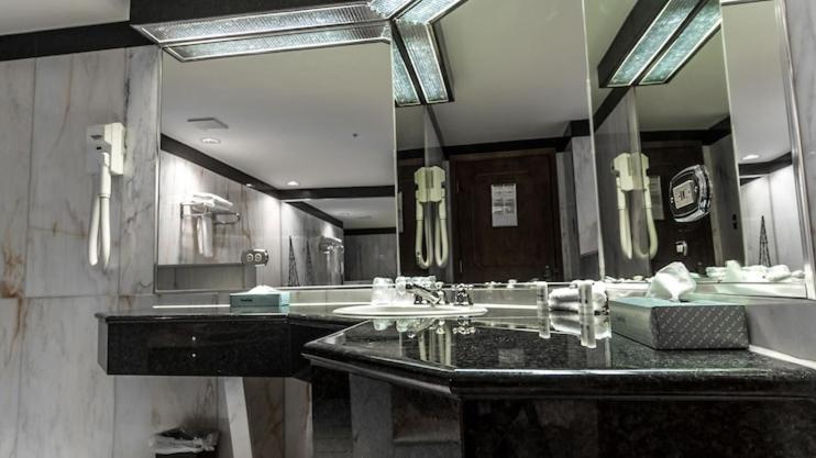 Hotel Et Centre De Villegiature Lac Carling Grenville-Sur-La-Rouge Εξωτερικό φωτογραφία