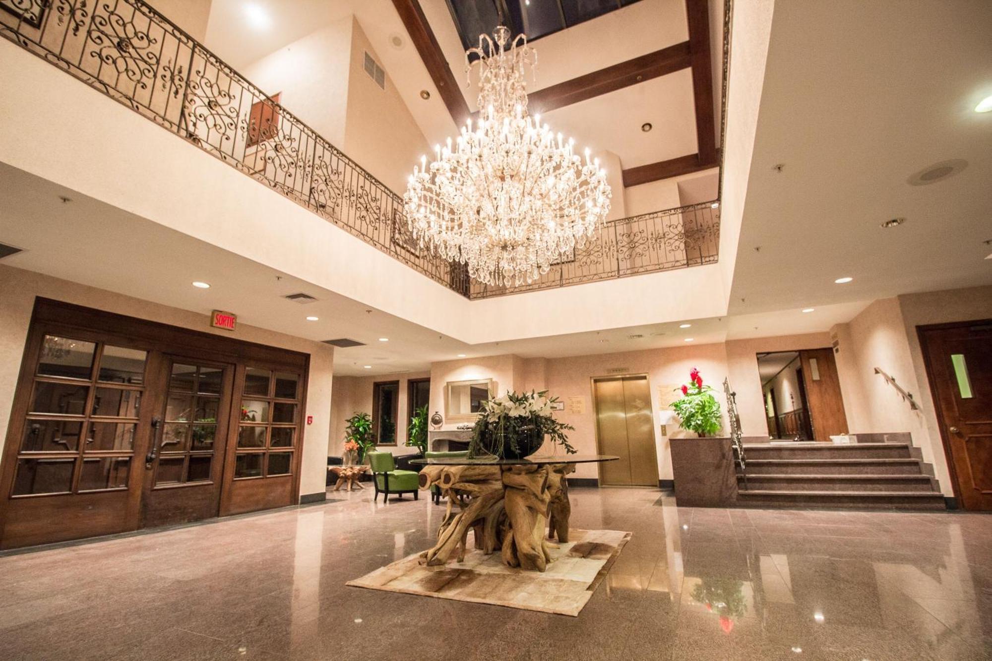Hotel Et Centre De Villegiature Lac Carling Grenville-Sur-La-Rouge Εξωτερικό φωτογραφία